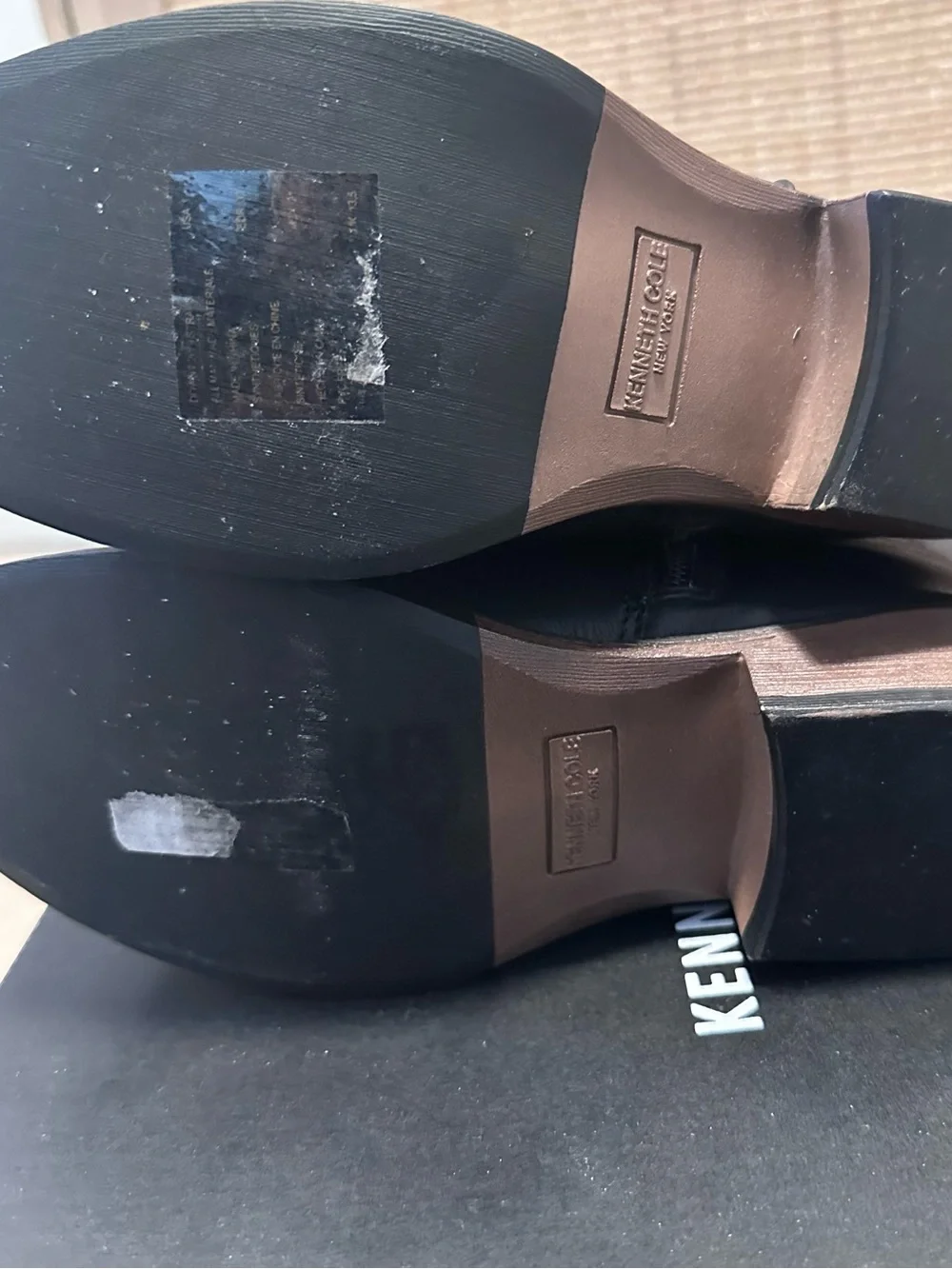 Girls Kenneth Cole boots size 1